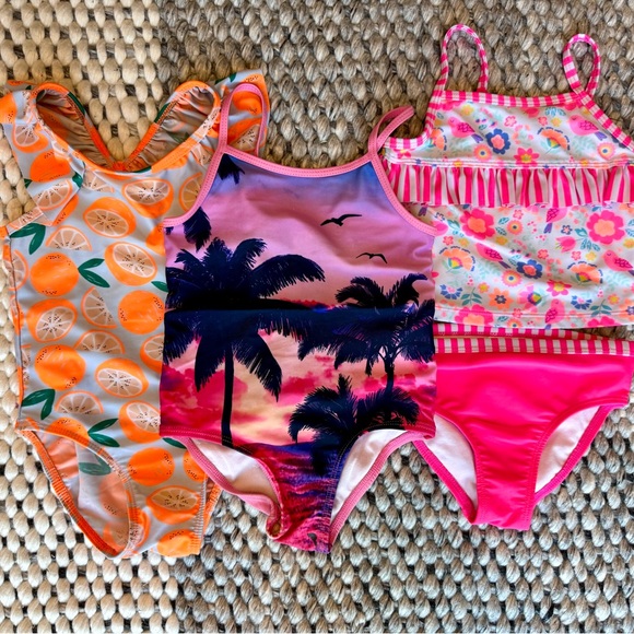 3T Girls Swim Bundle (3)| Girls Swimsuit, One piece swimsuit, two piece swimsuit - Picture 1 of 13
